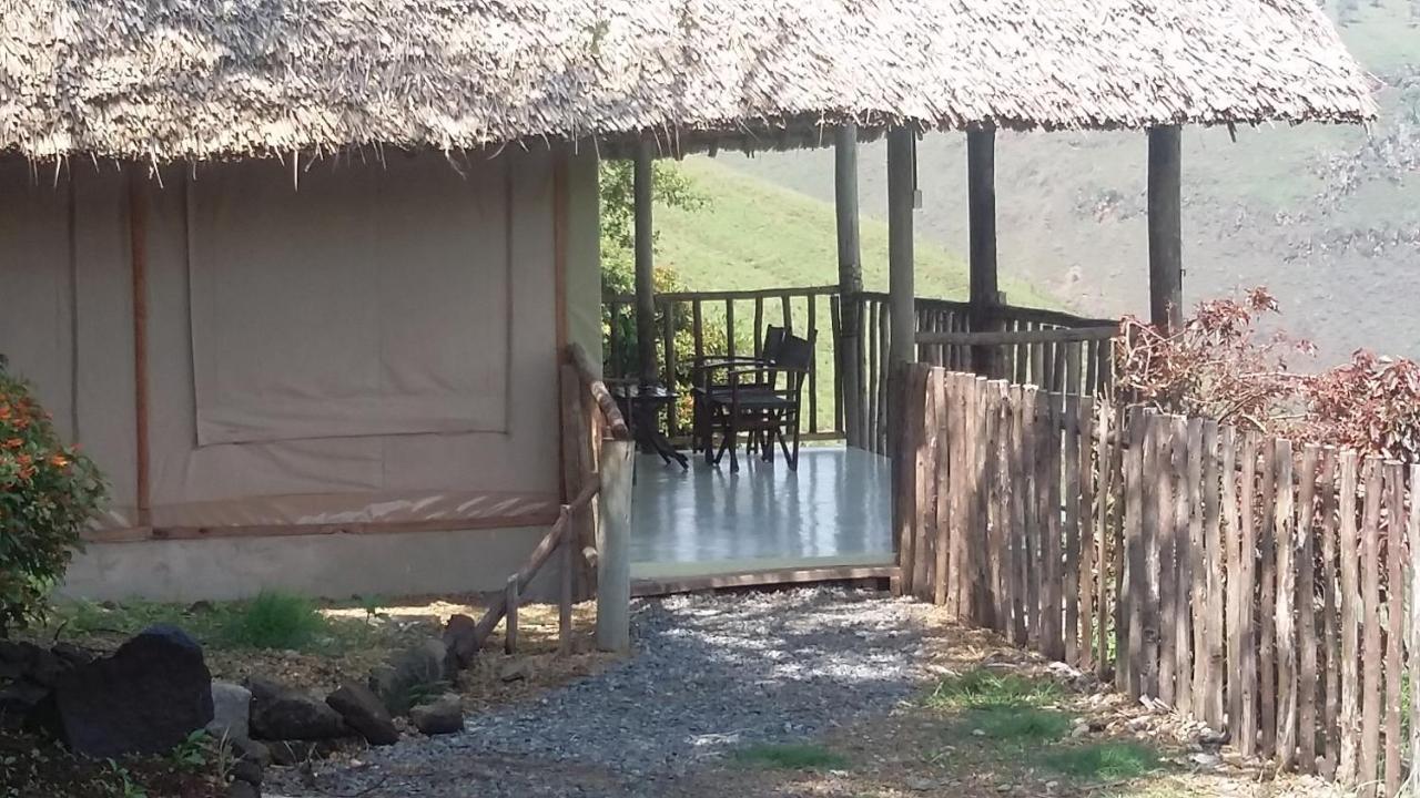 הוילה נקורו Maili Saba Camp מראה חיצוני תמונה
